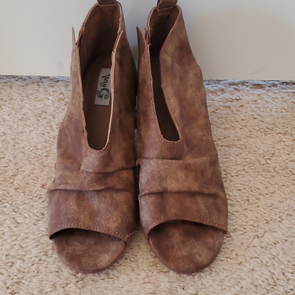 Brown Suede Heeled Booties
